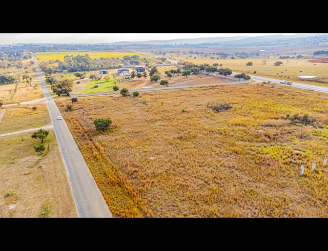 25,000M² VACANT LAND FOR SALE IN LAEZONIA